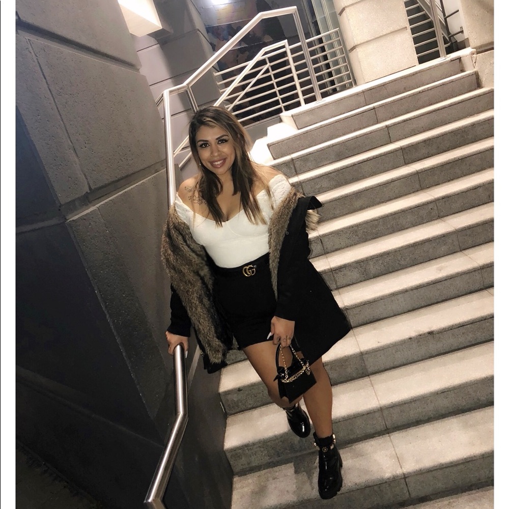 Meet your Posher, Maria